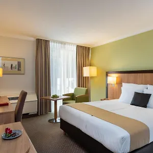 holiday-inn-dusseldorf-airport-ratingen.dortmundhotels.net/